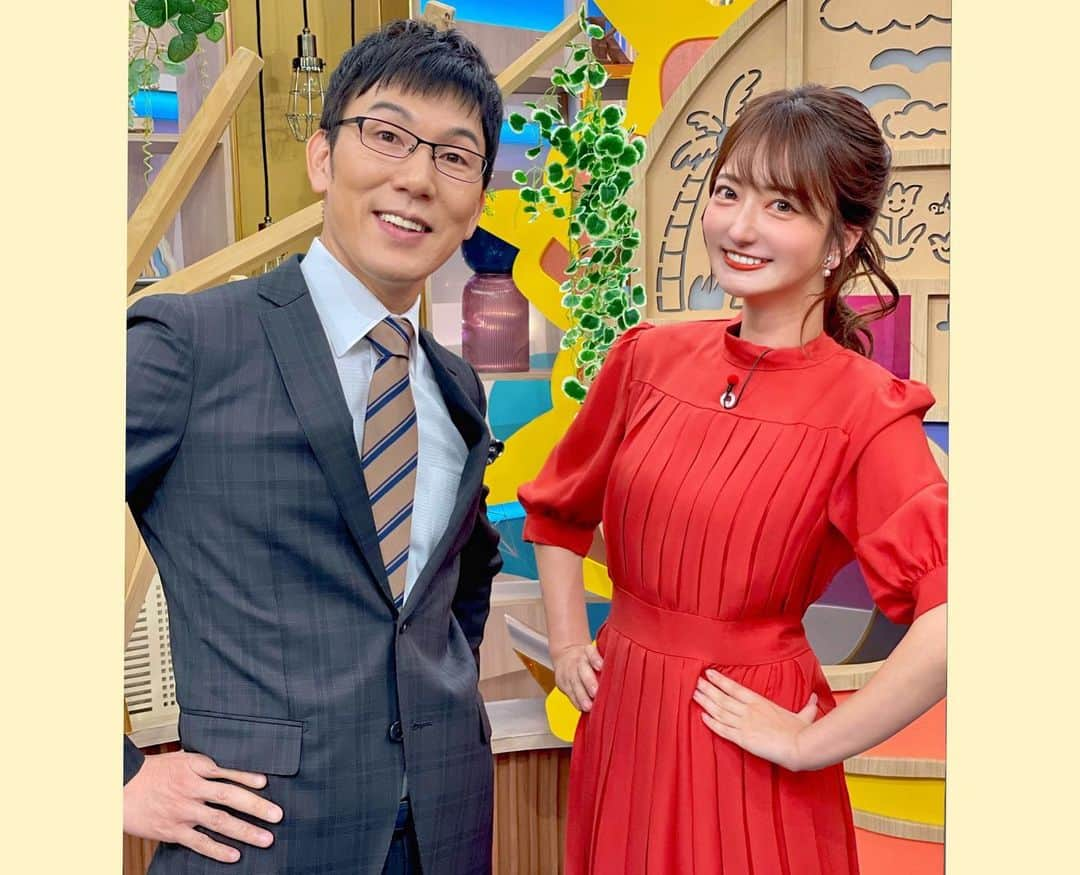 羽田優里奈さんのインスタグラム写真 - (羽田優里奈Instagram)「. . NHK「#ほっと関西サタデー」に 出演させていただきました☀️  ご覧くださった皆さま、ありがとうございました！ . 衣装は、トマトカラーのワンピースです🍅 ヘアメイクさんが、衣装に合わせて ポニーテール風アレンジをして下さいました✨ . . 「ココホレ関西」のコーナーでは、 和歌山市の漁港を巡って、 春の食材をたくさん探してきましたよー！🐟🦐 桜鯛、春しらす、アシアカエビ、 そして一緒に味わう地酒ーーー・・・🍶 . さいっこうでした！！ 春のお出かけは、漁港で決まり！！ . . 素敵な出演者やスタッフの皆さんに囲まれ、 本当に楽しい現場でした✨ 放送後にたくさんメッセージをいただけて、 嬉しかったです！☺︎ . . . . . . . . #食リポ  #グルメリポーター #リポーター  #関西 #大阪 #和歌山 #漁港  #NHK  #関西タレント #衣装 #ワンピース  #ワンピースコーデ  #骨格ストレートコーデ  #トマトカラー #ビタミンカラー #春服コーデ #春コーデ  #春服 #ヘアアレンジ #ポニーテールアレンジ  #ポニーテール #トマトちゃんコーデ」4月23日 23時18分 - hadayurina_