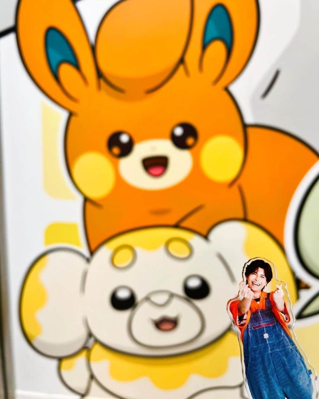 多和田秀弥のインスタグラム：「パピモッチ＆パモ、スキェ。 ちいかわ水族館、スキェ。 てんし♡あくま、スキェ。 #たわはね #ポケ活 #ちい活」