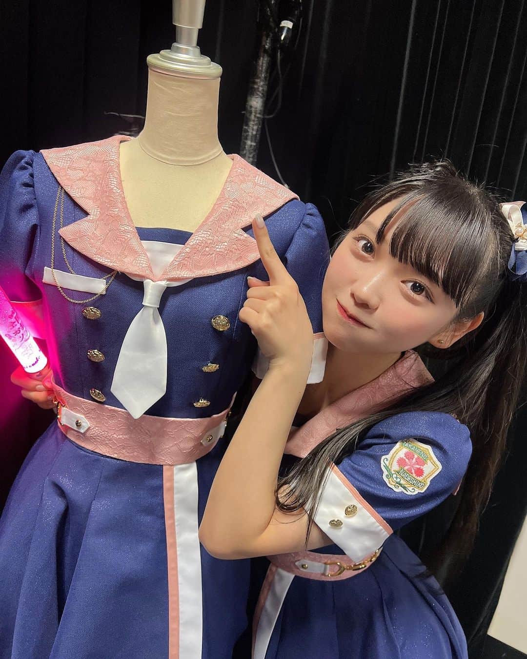 籾山ひめりさんのインスタグラム写真 - (籾山ひめりInstagram)「ツアースタートしました✈️💕 ･ 全国お招きツアーin仙台 ありがとうございました✨ ･ アップアップガールズ(2)のみなさんともお会いできて、楽曲交換もさせていただけて幸せな時間でした🤤 ･ また思い出が増えました😉💙 ･  #高嶺のなでしこ  #アイドル  #ツアー  #衣装 #アイドル衣装 #ツインテール  #ストレート #ロングヘア #ペンライト  #ootd  #思い出」4月23日 23時28分 - momichan_hime