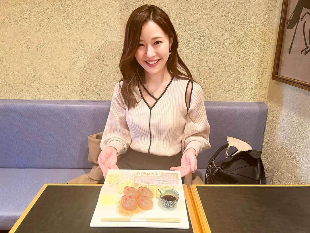 肥田佳菜子さんのインスタグラム写真 - (肥田佳菜子Instagram)「京都大阪旅行🌸 #京都 #大阪 #旅行 #京都旅行 #大阪旅行 #嵐山 #お花見 #桜 #桜スイーツ #w大阪 #wosaka #W大阪ホテル」4月24日 0時36分 - hdknk87