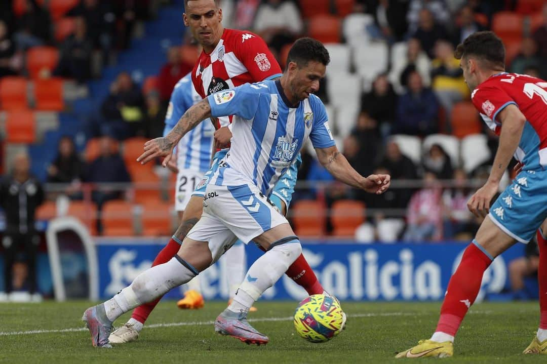 マラガCFさんのインスタグラム写真 - (マラガCFInstagram)「🗣️ Rubén Castro: “Estamos vivos y seguiremos en la lucha”  #LugoMálaga | #LaLigaSmartBank | 📸 @laliga」4月24日 0時51分 - malagacf