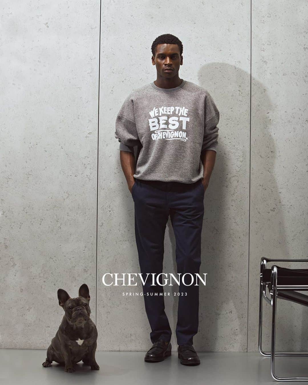 シェビニオンのインスタグラム：「DISCOVER OUR NEW OVERSIZED SWEATSHIRT   « WE KEEP THE BEST OF CHEVIGNON »  CHILDHOOD MEMORY SPRING-SUMMER 2023  #CHEVIGNON」