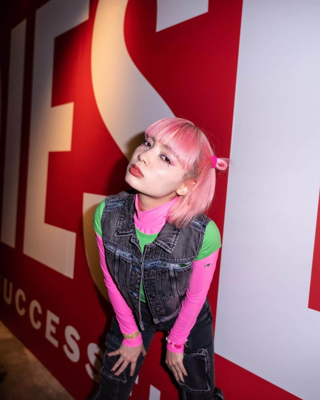 MANONさんのインスタグラム写真 - (MANONInstagram)「DIESEL AFTER PARTY @ FUK THANK YOU🪩💕💚 📸 @uran_sakaguchi   地元でこんなイケイケなイベントに出れたの最高🫶🏼超楽しかったな🫠  #dieselfukuoka #diesel」4月24日 1時13分 - je_suis_manon2