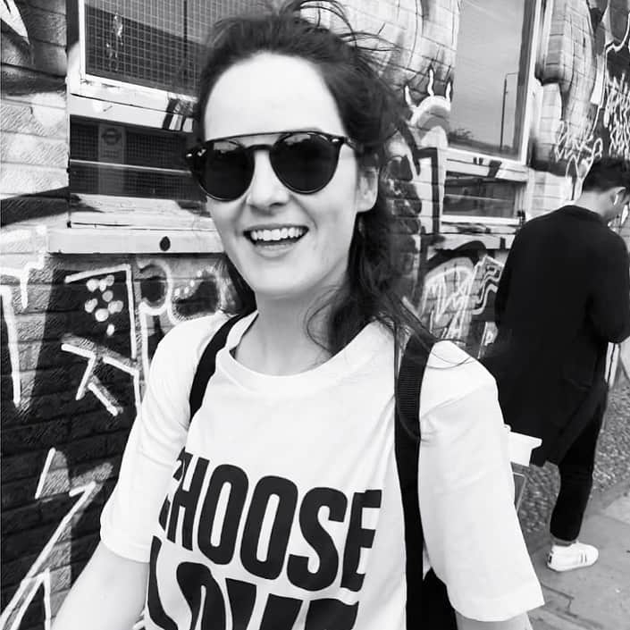 ミシェル・ドッカリーのインスタグラム：「🖤🤍 #michelledockery」