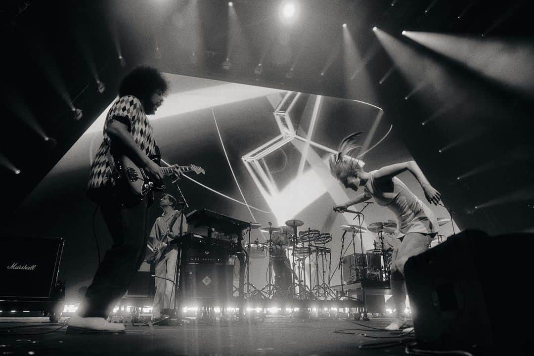 Paramoreさんのインスタグラム写真 - (ParamoreInstagram)「Birmingham, UK  📸: @zacharygray」4月24日 1時34分 - paramore
