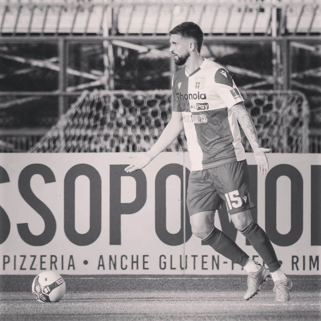 ニコロ・ジリのインスタグラム：「Playoff 🎯 @riminifootballclub」