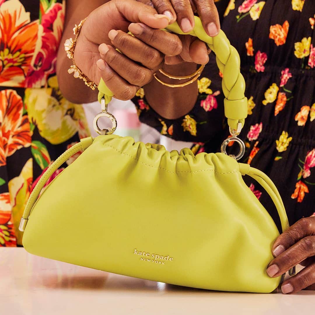 ケイト・スペードのインスタグラム：「Found: the perfect Mother’s Day gift for the woman who taught you how to share. #katespadeny」