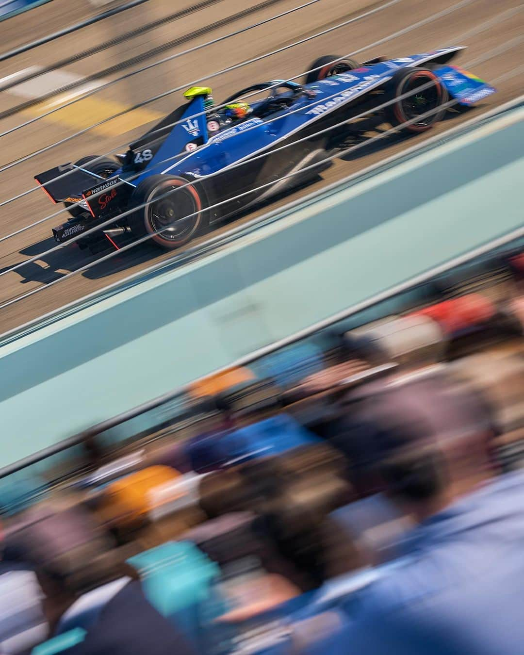 マセラティさんのインスタグラム写真 - (マセラティInstagram)「We told you this year was going to be electrifying with @MaseratiCorse 🔱 The #BerlinEPrix marked the return to the podium for #Maserati. Congratulations to @maximilianguenther, @edomortara and the entire @maseratimsg team for taking home 26 more points.  See you in Monaco on 6 May. #RACEBEYOND」4月24日 2時36分 - maserati