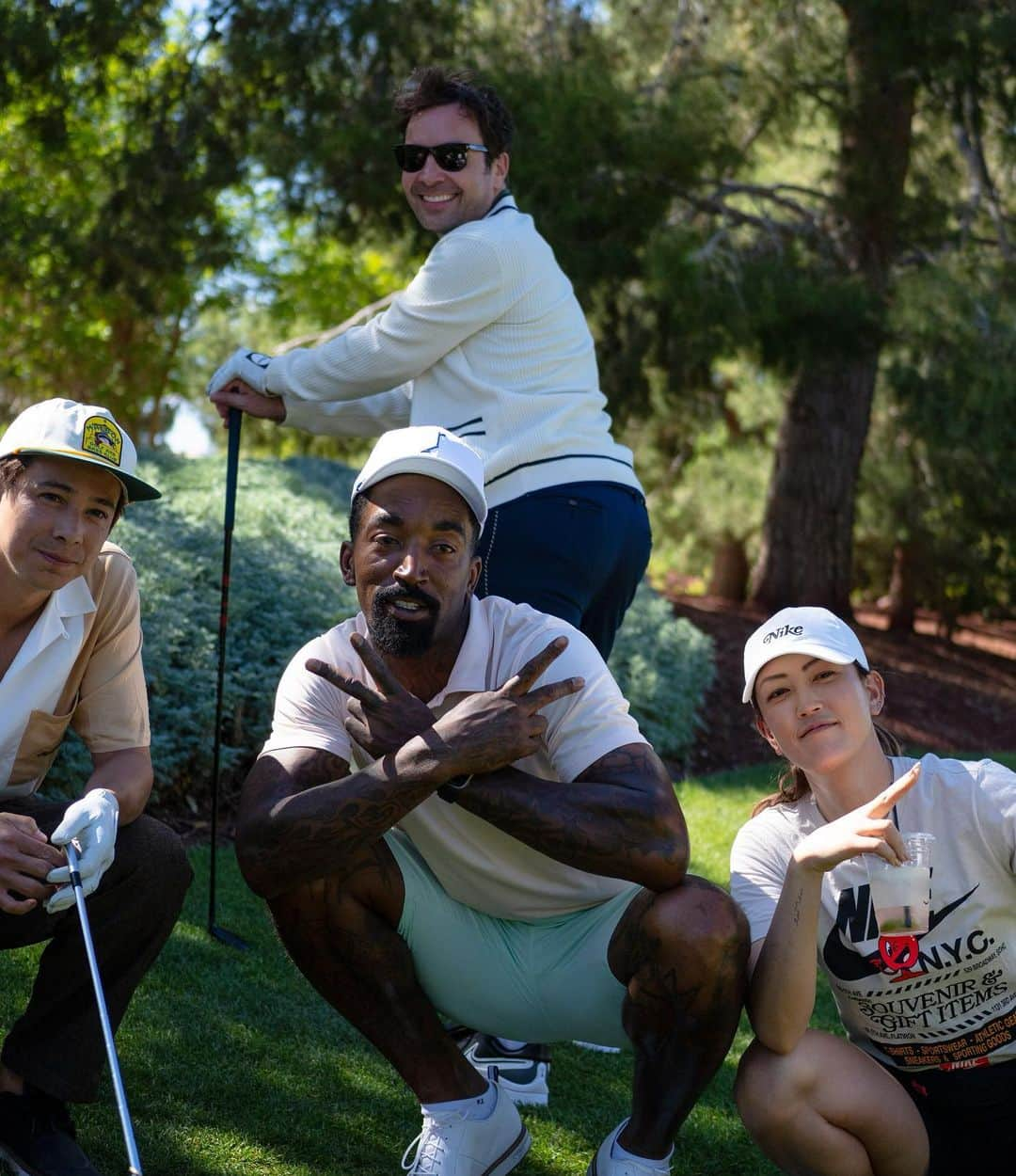 ミシェル・ウィーさんのインスタグラム写真 - (ミシェル・ウィーInstagram)「Kimchi squat mode ✌🏻✌🏻 @8amgolf @jimmyfallon @teamswish @seanmalto  📸: @jeffkmarsh」4月24日 2時40分 - michellewiewest