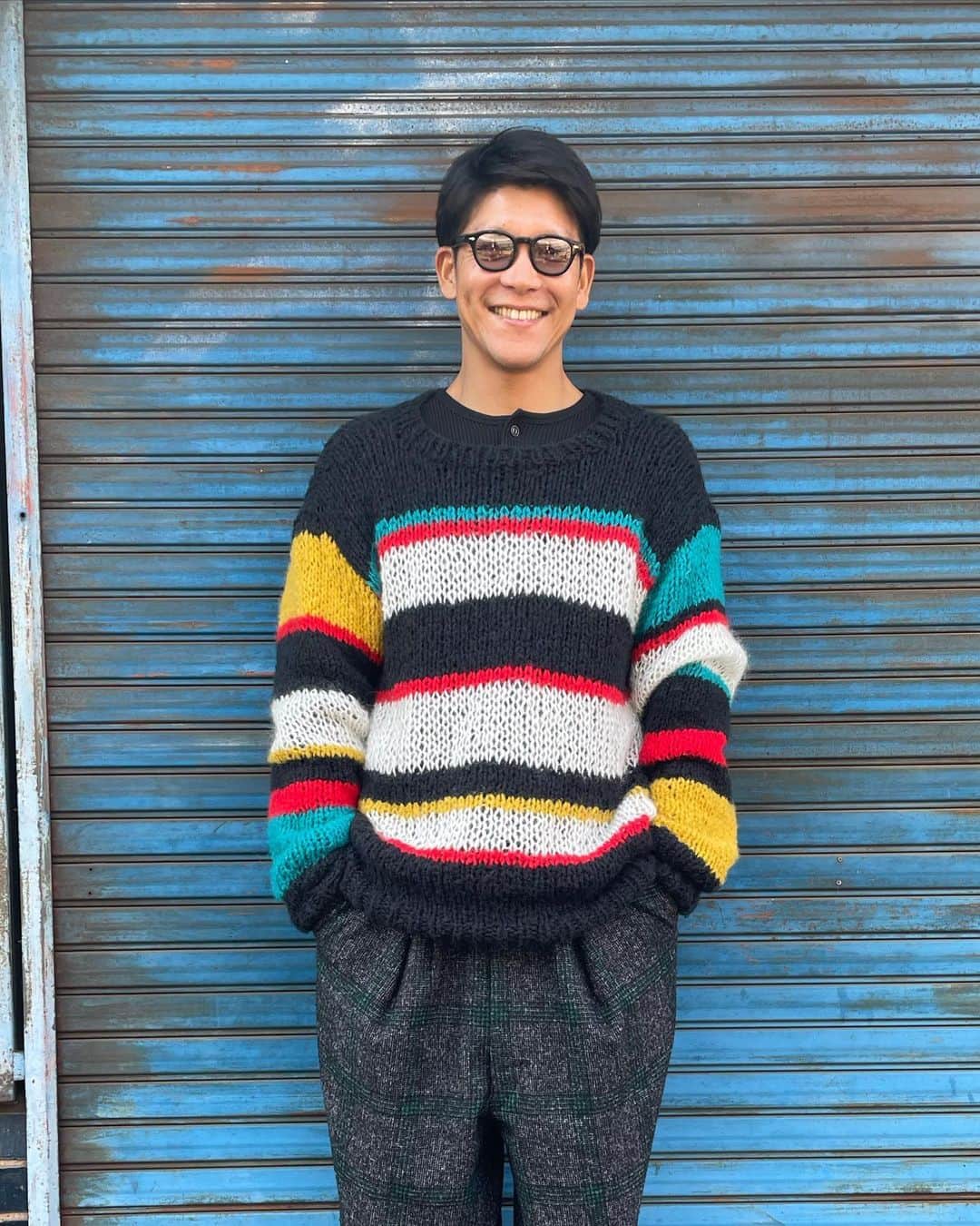 駿河太郎さんのインスタグラム写真 - (駿河太郎Instagram)「NEWORDER  2023-24 Autum-Winter  turtle neck Knit （Blue、yellow、orange） と low gauge knit  タートルネックは 秋冬の差し色に使い回しやすく 1.2.3の3サイズ展開 （1枚目に着てるのがサイズ3）  ローゲージニットの方は アクリル糸を使用する事で 価格も納得してもらいつつ グランジ感漂うモヘアの風合いに  @neworder_apparel   Theme of “1+1+1  Designer   @tarosleepydog    @a.g.s.mamoru    @akr__maruyama   Support   by @_yuukitagawa   #服好きな人と繋がりたい  #ドメスティック  #アパレル #メイドインジャパン  #neworder  #ハッシュタグ #未だに謎」4月24日 13時39分 - tarosleepydog