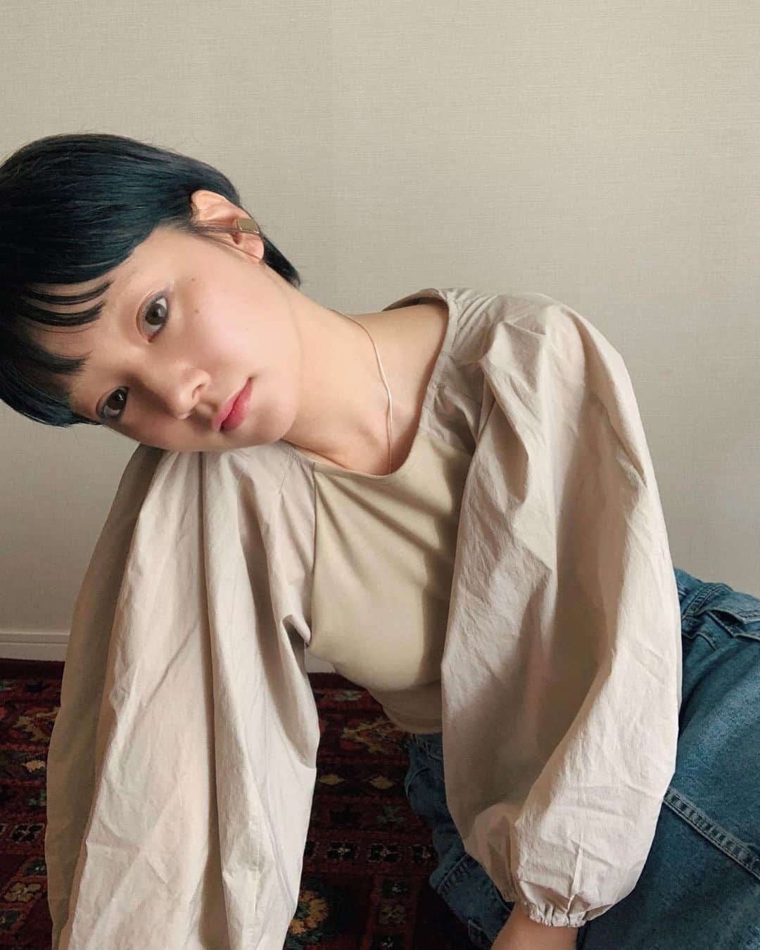 新美歩のインスタグラム：「leinwande 23SS 💖」