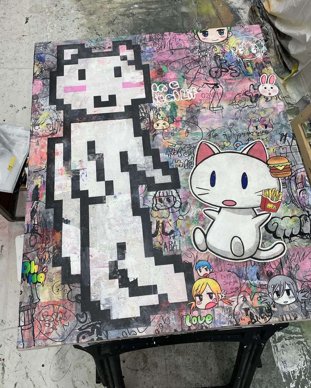 Mr.のインスタグラム：「@kaikaikikigallery」
