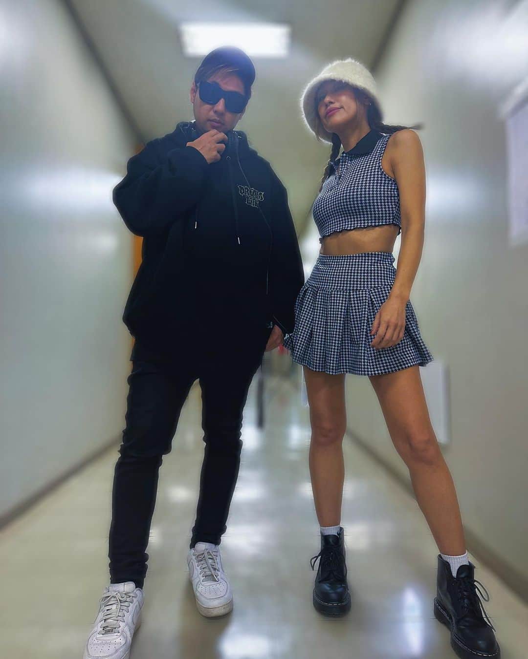 片桐舞子のインスタグラム：「本番前の😎👸🏼  ➴⡱ Next Live Info ➴⡱  5.4 ⇰ 代々木Lodge [#片桐舞子 ソロ]  5.6 ⇰ レイクタウンkaze [観覧無料]  5.28 ⇰ BIRTHDAY ONEMAN #57531 [2公演全曲別セトリのスーパーライブ❤️‍🔥]  #mays#めいず#ライブこそ生きる喜び#あの空間以上の幸せってたぶん無い#みんな一緒に幸せになろ#40代コーデ」