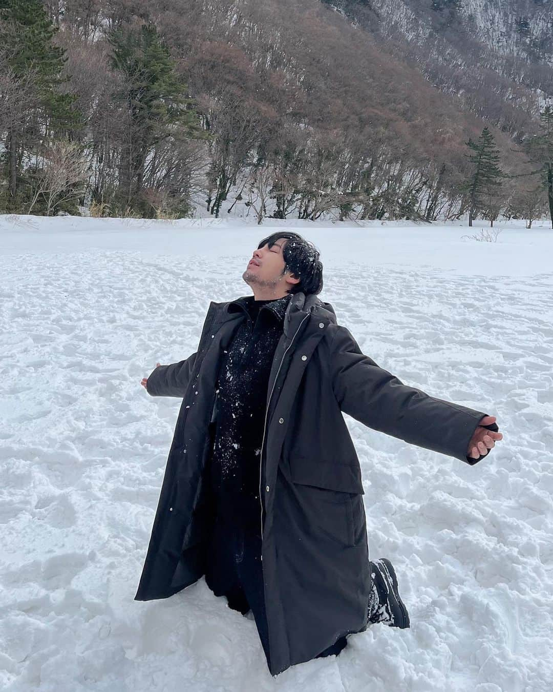 チャン・グンソクさんのインスタグラム写真 - (チャン・グンソクInstagram)「⛄️잇츠눈타임☃️」4月24日 13時09分 - _asia_prince_jks