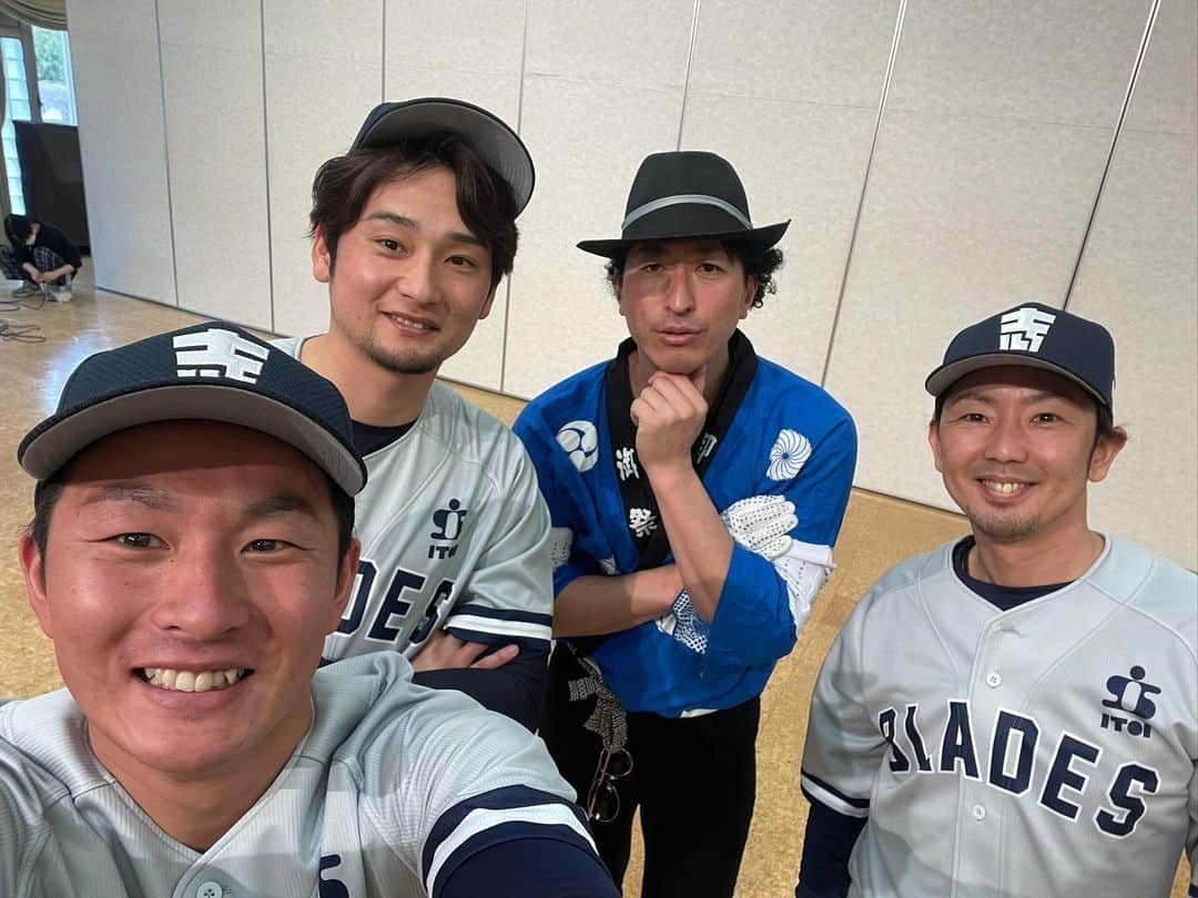 中村勝さんのインスタグラム写真 - (中村勝Instagram)「22.23日とイベント尽くしでした！ 新ビジターユニホームカッコいいです✨ 1人変なのが混じってますが楽しい2日間でした！ たくさんのご来場ありがとうございました！ #サムライブレイズ #イオン名寄店 #西條士別店 #なれてるジャクソン #小野真悟 #広畑塁」4月24日 13時21分 - masa__nakamura