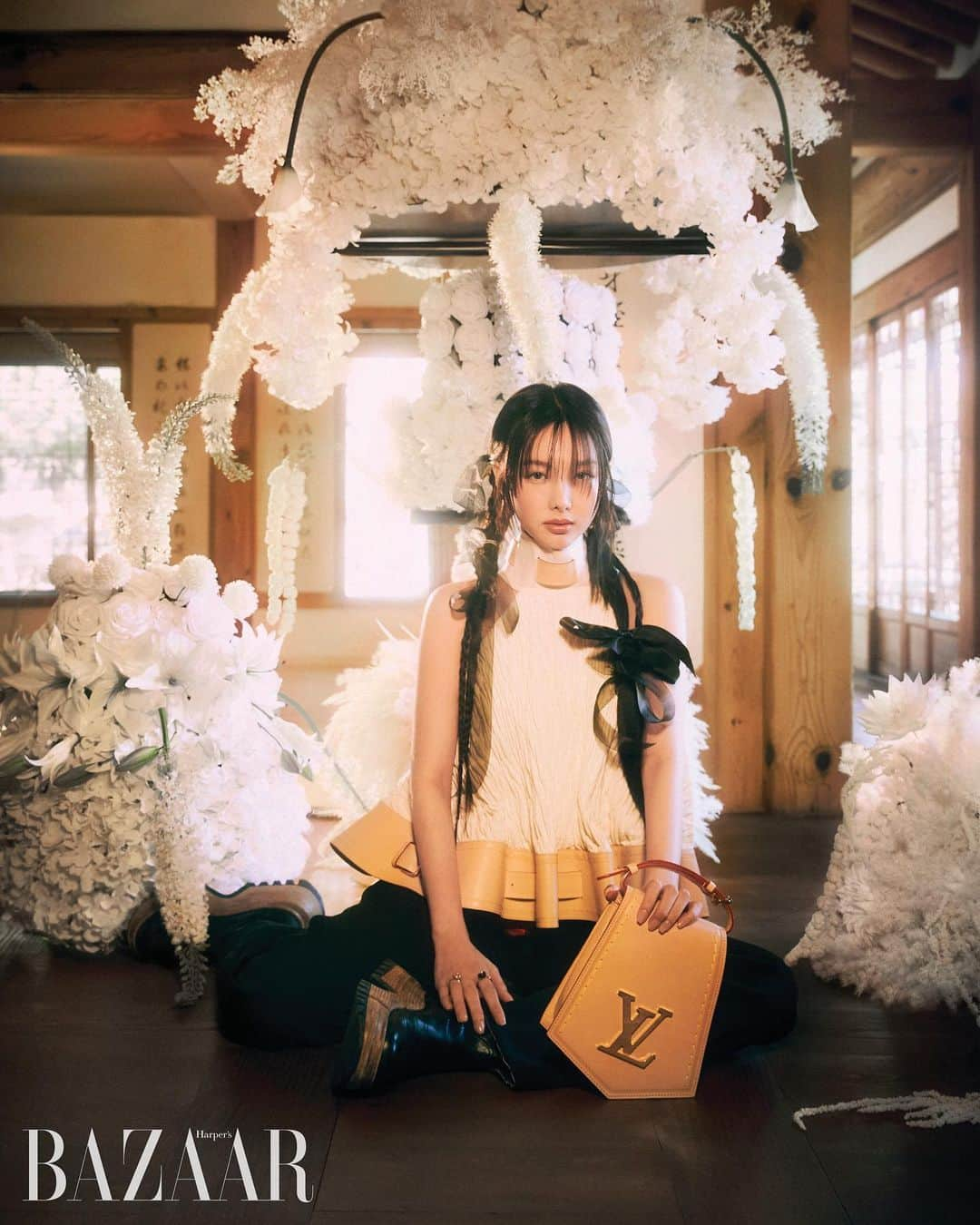 ナヨンさんのインスタグラム写真 - (ナヨンInstagram)「@louisvuitton @harpersbazaarkorea」4月24日 13時31分 - nayeonyny