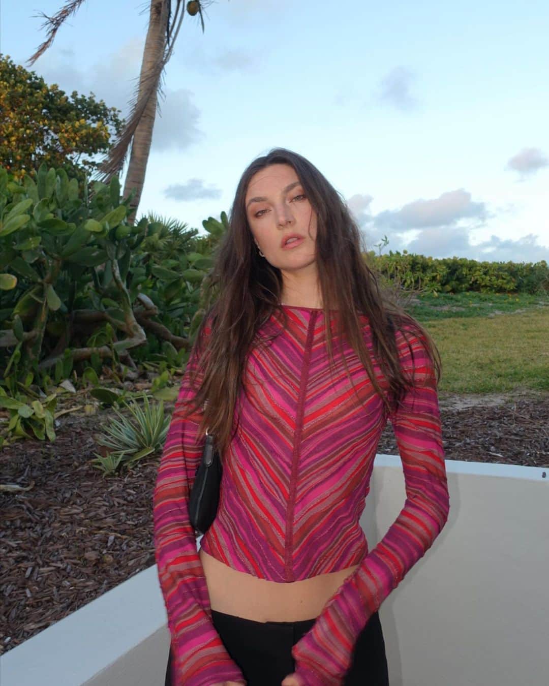 ジャクリーン・ヤブロンスキーのインスタグラム：「Some fam vacation💋🌊」