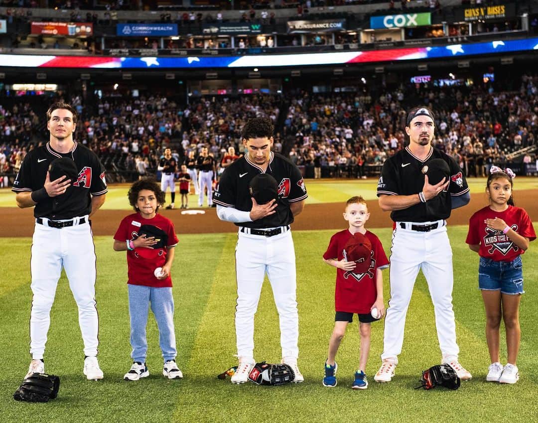 アリゾナ・ダイヤモンドバックスのインスタグラム：「Play ball! ⚾️」