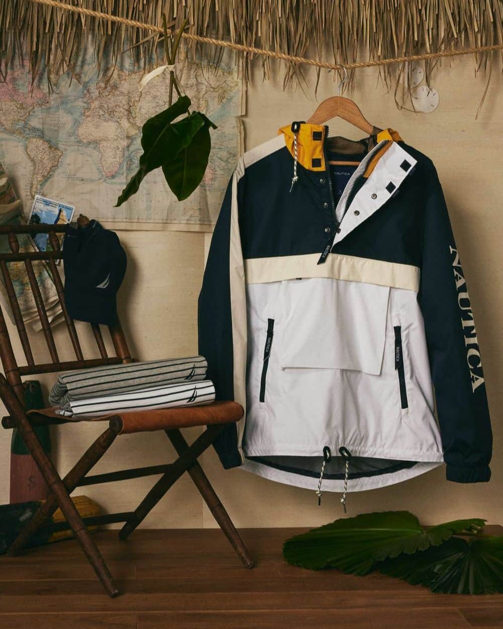 ノーティカさんのインスタグラム写真 - (ノーティカInstagram)「A jacket that delivers versatile performance. Tap to shop our Anorak Jacket.」4月24日 5時31分 - nautica
