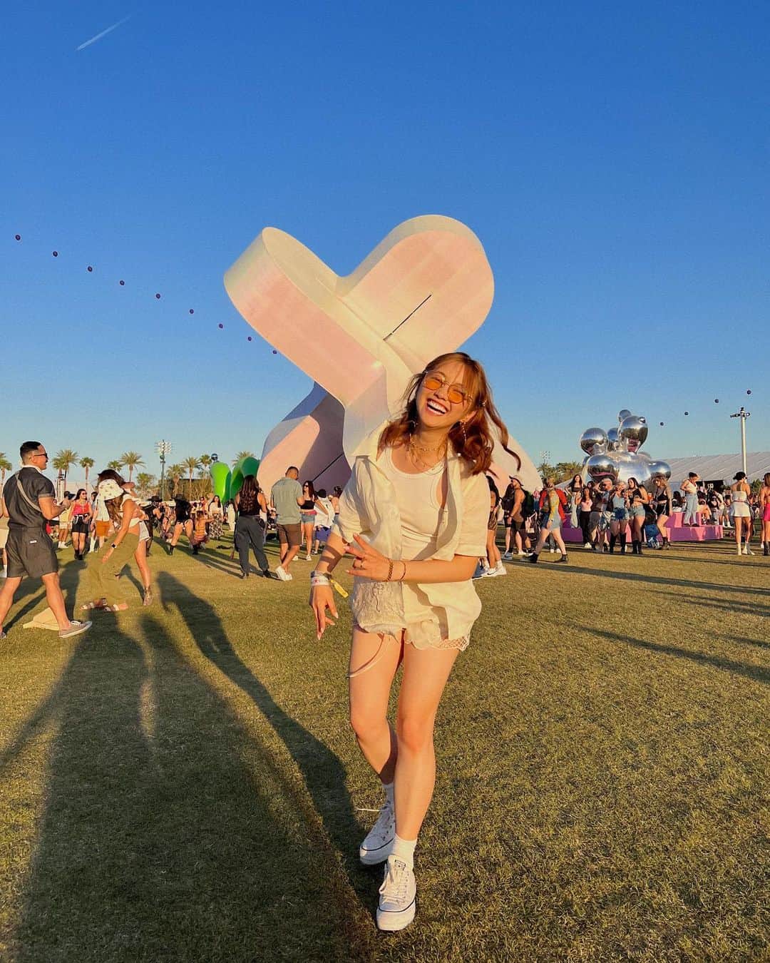 Jenn Imさんのインスタグラム写真 - (Jenn ImInstagram)「Are we smiling this wide because we're at Coachella or because we get to sleep in the next morning? 🌝」4月24日 8時22分 - imjennim