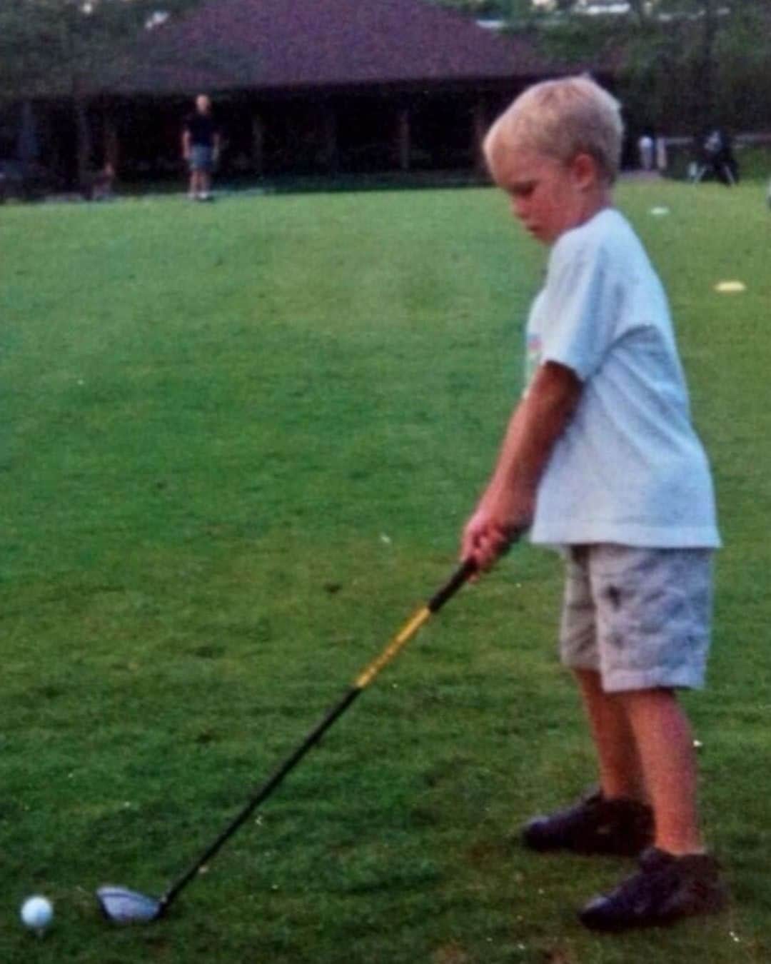 PGA TOURさんのインスタグラム写真 - (PGA TOURInstagram)「In 4th grade, @NickHardy24 wrote a letter to his dad, begging him to take him golfing to improve his then 14 handicap. 18 years later, he’s now a PGA TOUR champion.」4月24日 8時30分 - pgatour