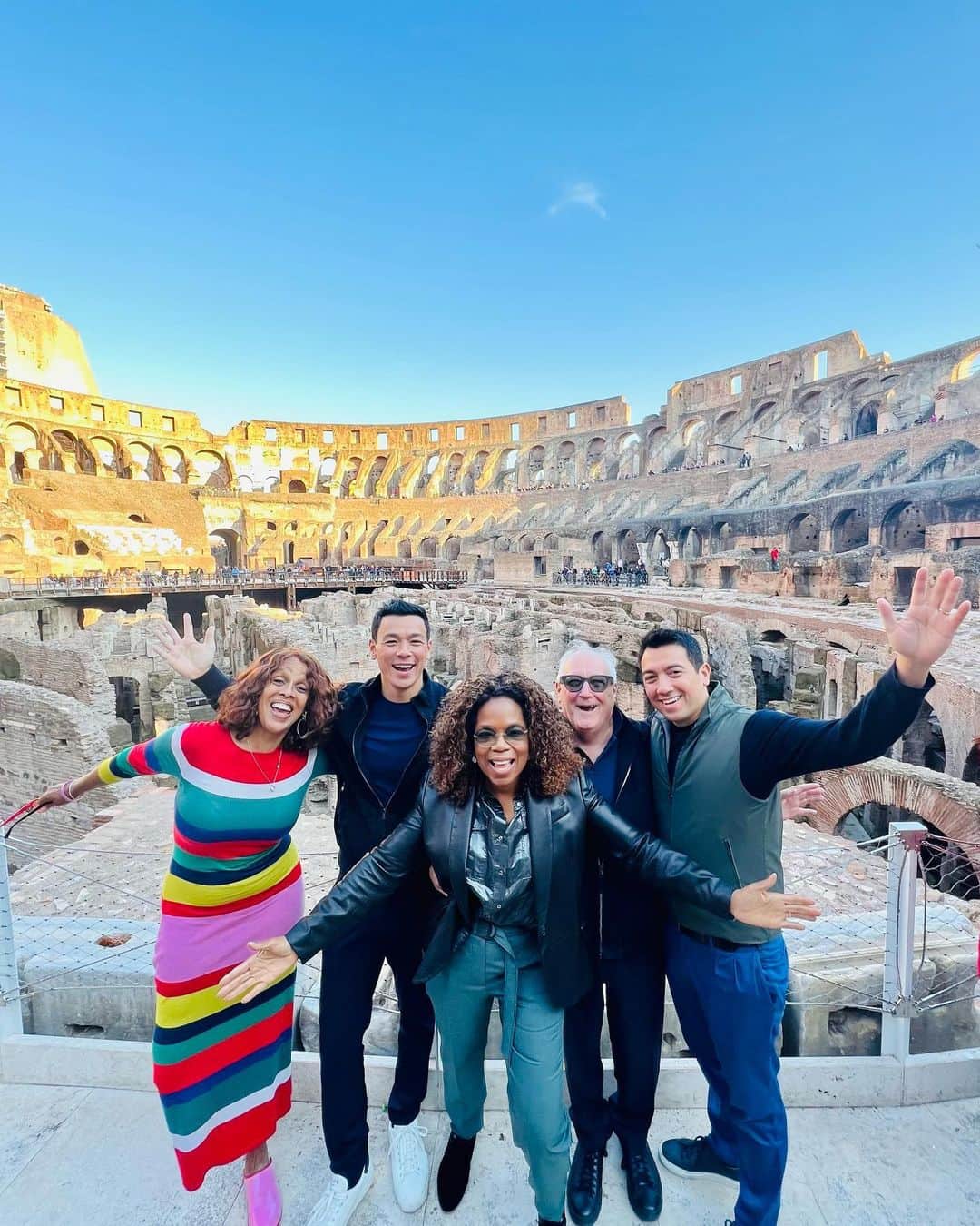 オプラ・ウィンフリーのインスタグラム：「Something else to share—if you ‘re ever in Italy—call these guys: @accessitaly! Angelo has been showing me the best of Italy for 30 yrs now. His sons were toddlers then and now Simone and Marco have joined the business. We were in and out of the Coliseum in an hour! Same for the Vatican. Their company is aptly named, cause they have real ACCESS!」
