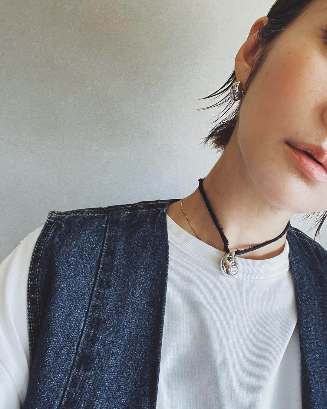 ジュジュのインスタグラム：「...up♡  #akarih #new release」
