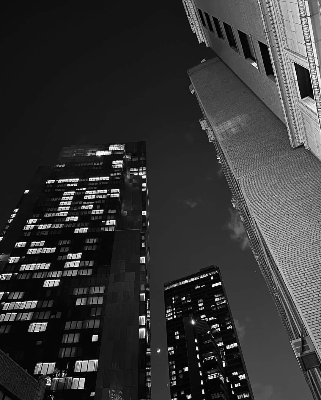 大塚良子さんのインスタグラム写真 - (大塚良子Instagram)「Nights in New York🍷🌙  背中空きの時のブラ 楽天のCandy Storeで買った バックオープンブラが使える〜 ストーリーズにリンクします。  #dinnertime #iloveny #newyork #life #goodnight #nyc #newyorknewyork」4月24日 11時02分 - ryokokonami