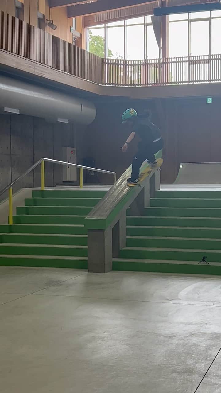 中山楓奈のインスタグラム：「👼  @murasakisports_official  @nikesb  @elementskateboards  @elementjapan  @diamondsupplyco  @ninja_bearing  #NiX #ちなつ均整院」
