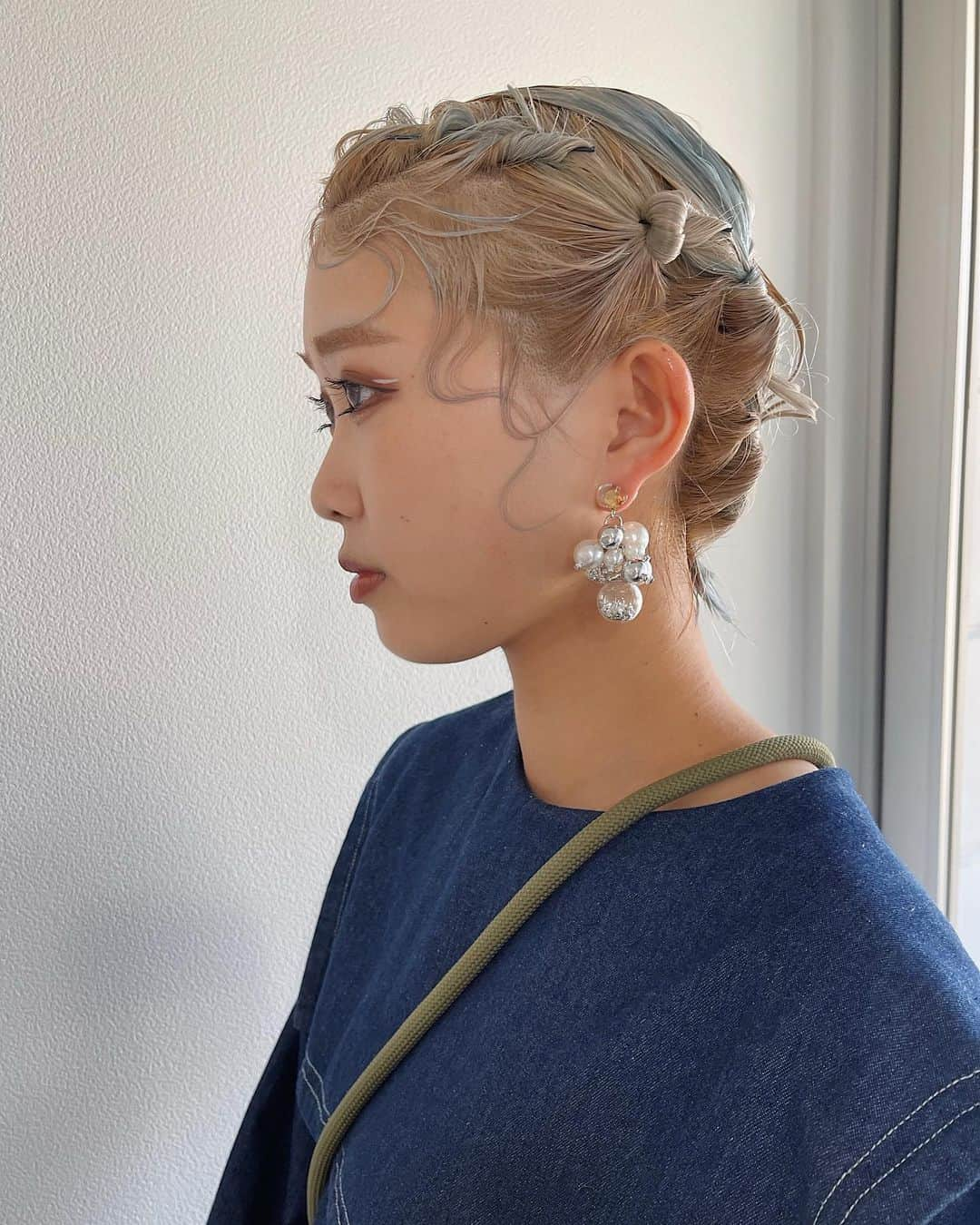 sakincho1028さんのインスタグラム写真 - (sakincho1028Instagram)「hairarrange🌼 お任せでタイトめに、がご希望でした🦖  #sakinchohair #hairarrange#hair#arrange#hairset#ヘアアレンジ#アレンジ#ヘアセット#豊橋#美容室#豊橋美容室#結婚式#ブライダル#ヘアメイク#メイク#成人式#和装#成人式ヘア#出張ヘアメイク#ブライダルヘア#ウェディングヘア#花嫁ヘア#和装ヘア」5月9日 7時24分 - sakincho1028