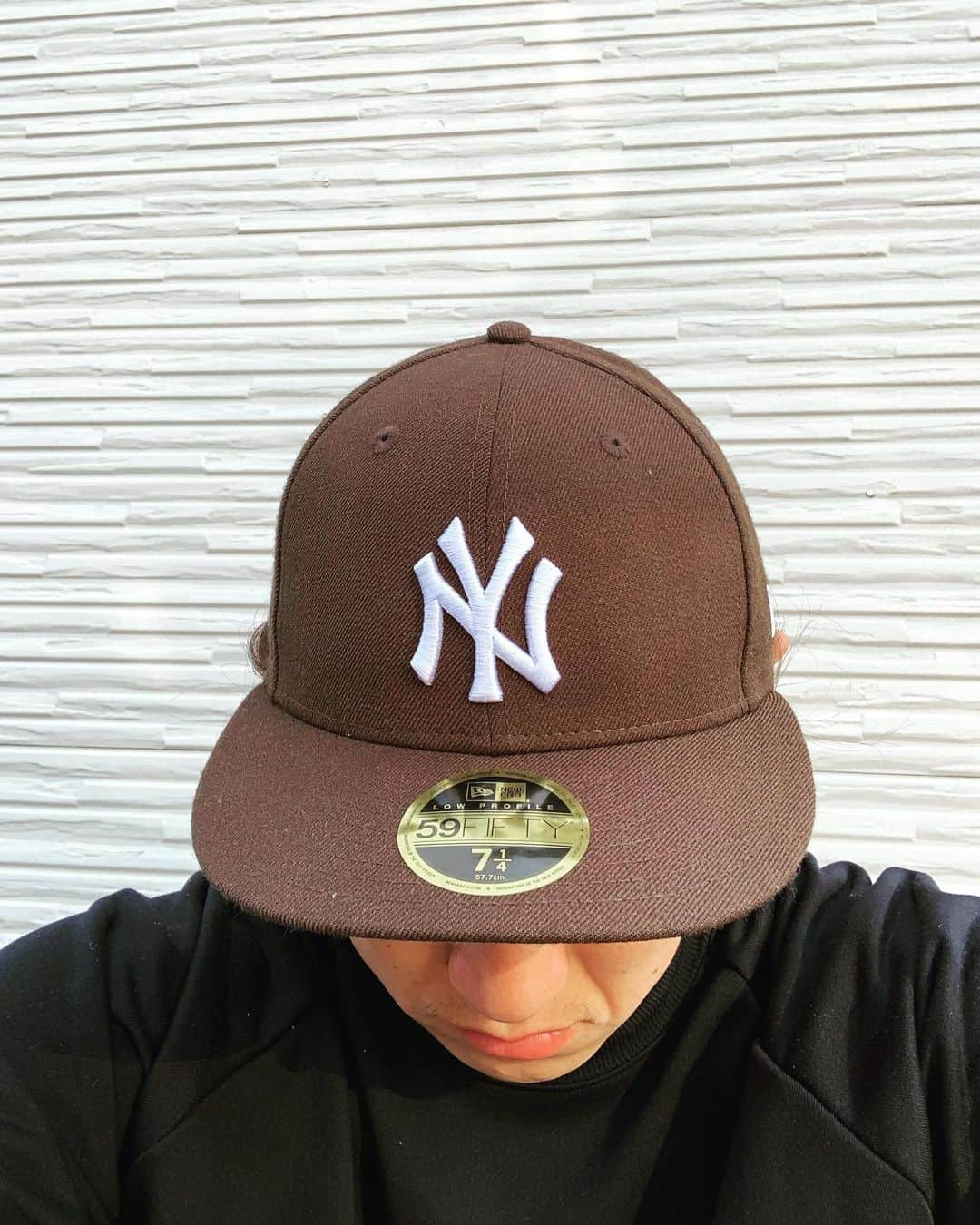 元木博紀さんのインスタグラム写真 - (元木博紀Instagram)「🧢59FIFTY Day🔫  5/9 今日は何と僕の大好きな59FIFTYの誕生日！ ニューエラを代表するヘッドギア✨ キャンペーンもやってるから皆んなチェックしてねー🫵  そして俺の1軍達‼️  #5月9日 #59FIFTYDAY #newera #neweracap #newerajapan  #ニューエラ#ニューエラキャップ」5月9日 7時37分 - hirokimotoki