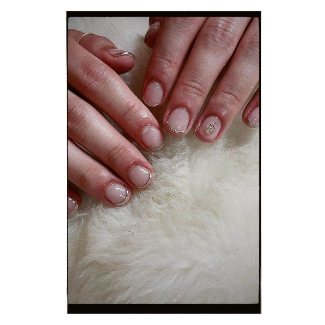 岩崎拓馬のインスタグラム：「💅💅💅💅 . . シルバーアクセサリー  Thank you @nes.nail  . . #nails #happytime」