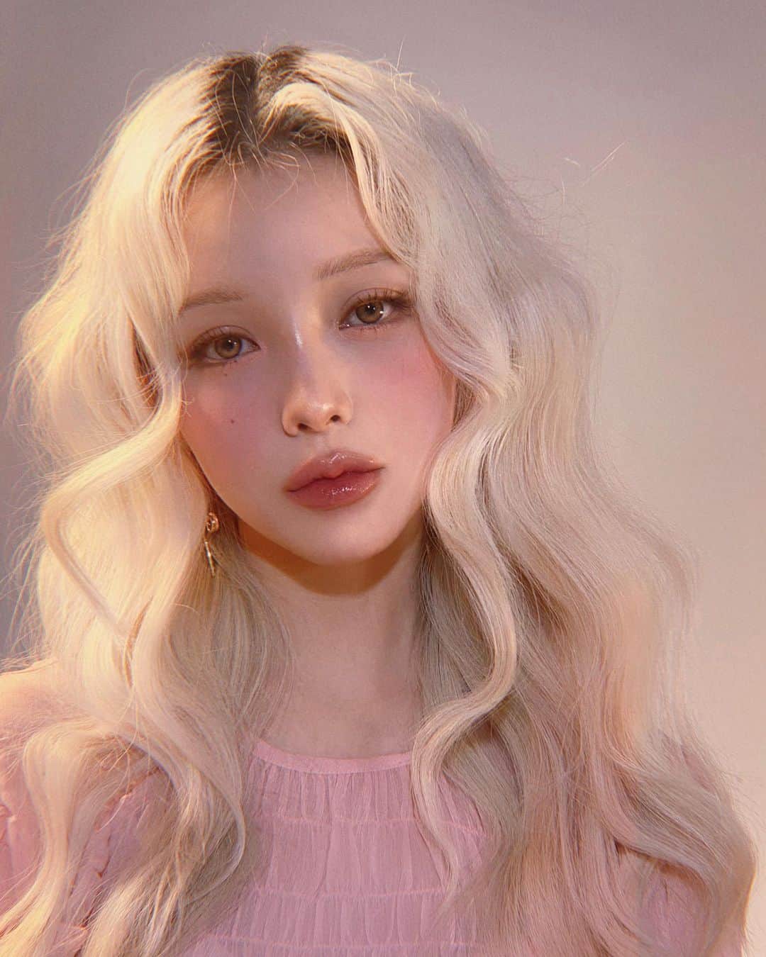ポニーのインスタグラム：「🕊️」