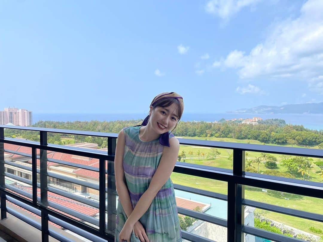 のインスタグラム：「💗  沖縄でゴルフとかあこがれ🏌️‍♀️ コース回れるように練習しなきゃ⛳️  #楽天トラベル #rakutentravel #沖縄 #ザリッツカールトン沖縄 #あーりんぐらむ」
