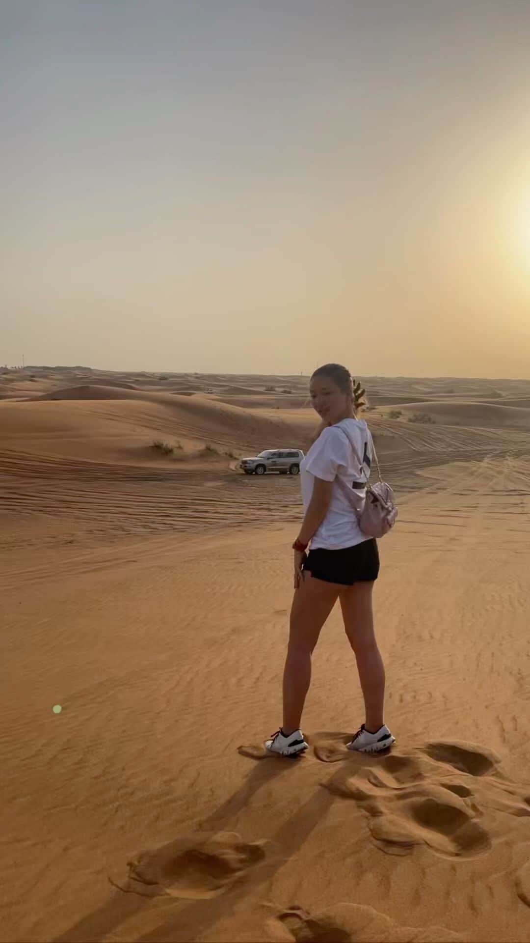 のインスタグラム：「Arabian night 🌜💫」