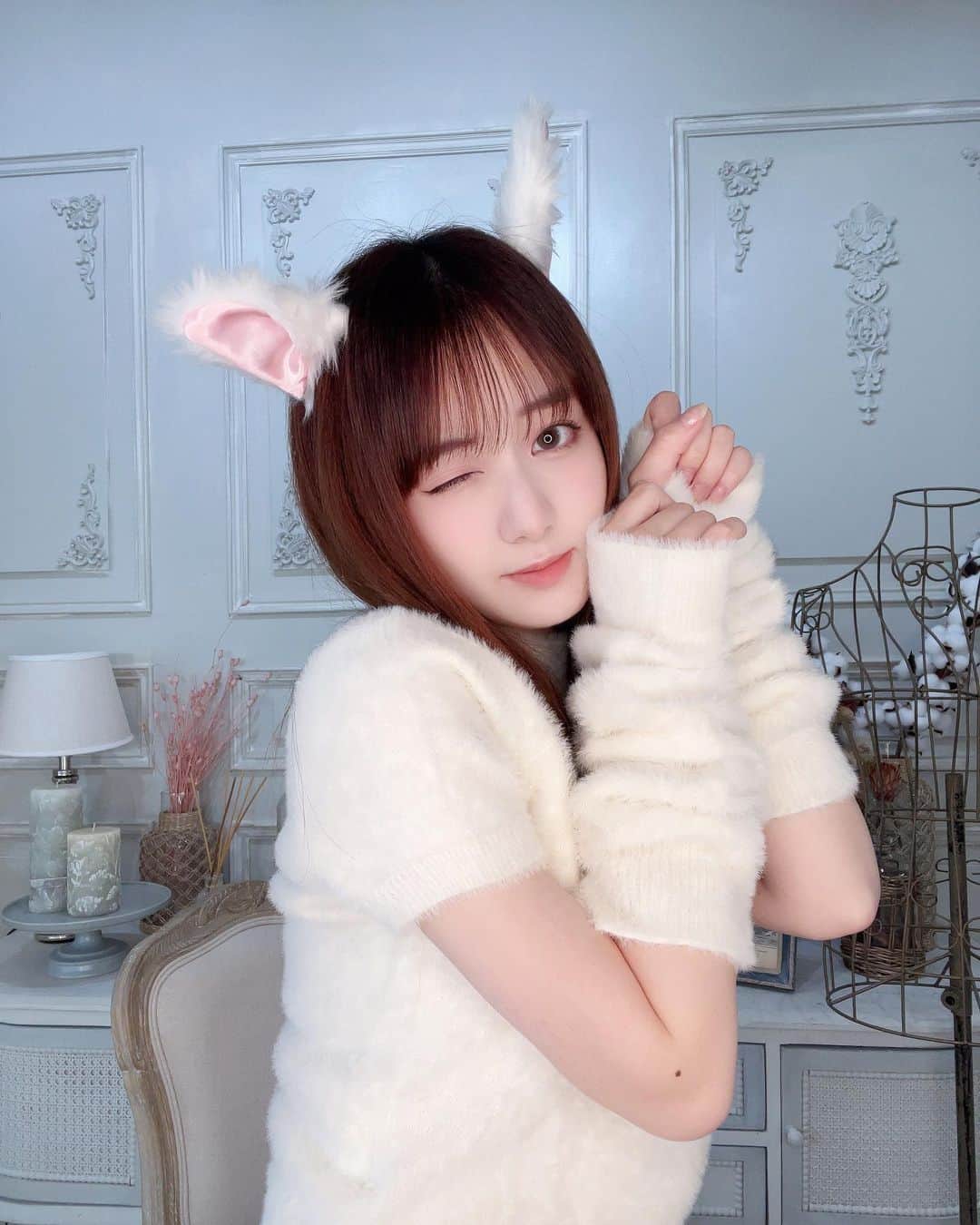 中川梨花のインスタグラム：「. にゃん🐈🐾」