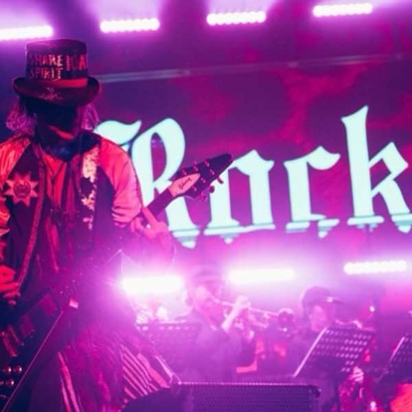 のインスタグラム：「令和5年5月6日  KURE 5-56 PRESENTS  Rockon Social Club 1988  LIVE  東京 ガーデンシアター  @rockonsocialclub   🇯🇵  🇺🇦  🌏  HOPE」