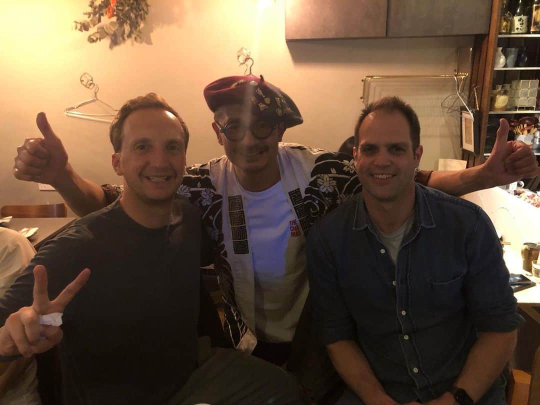 石塚啓次のインスタグラム：「ロンドン宵宵ナイト！ ベンさんご馳走様でした！ありがとう！  @bensandersny  #石塚啓次 #YouTube #宵宵祇園  #yoiyoigion  #ブエナビスタデポルテ #buenavistadeporte #バルセロナ」
