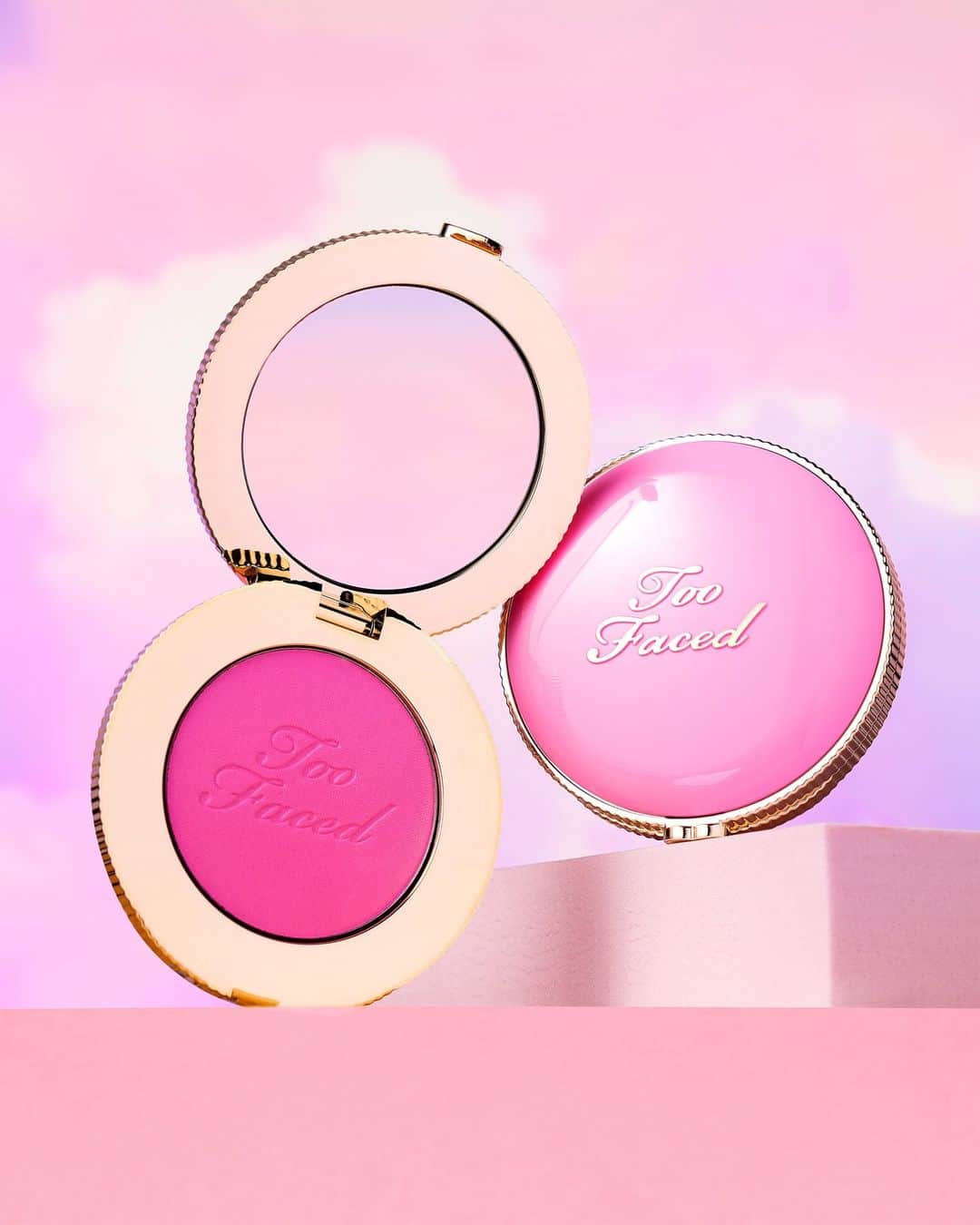 Too Facedのインスタグラム：「We can’t get enough of this fuchsia shade “Watermelon Rain” in our Cloud Crush Blush! 😉💖😚 Tap to shop! #toofaced #tfcrueltyfree」