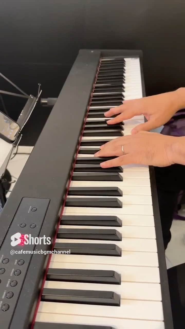 Cafe Music BGM channelのインスタグラム