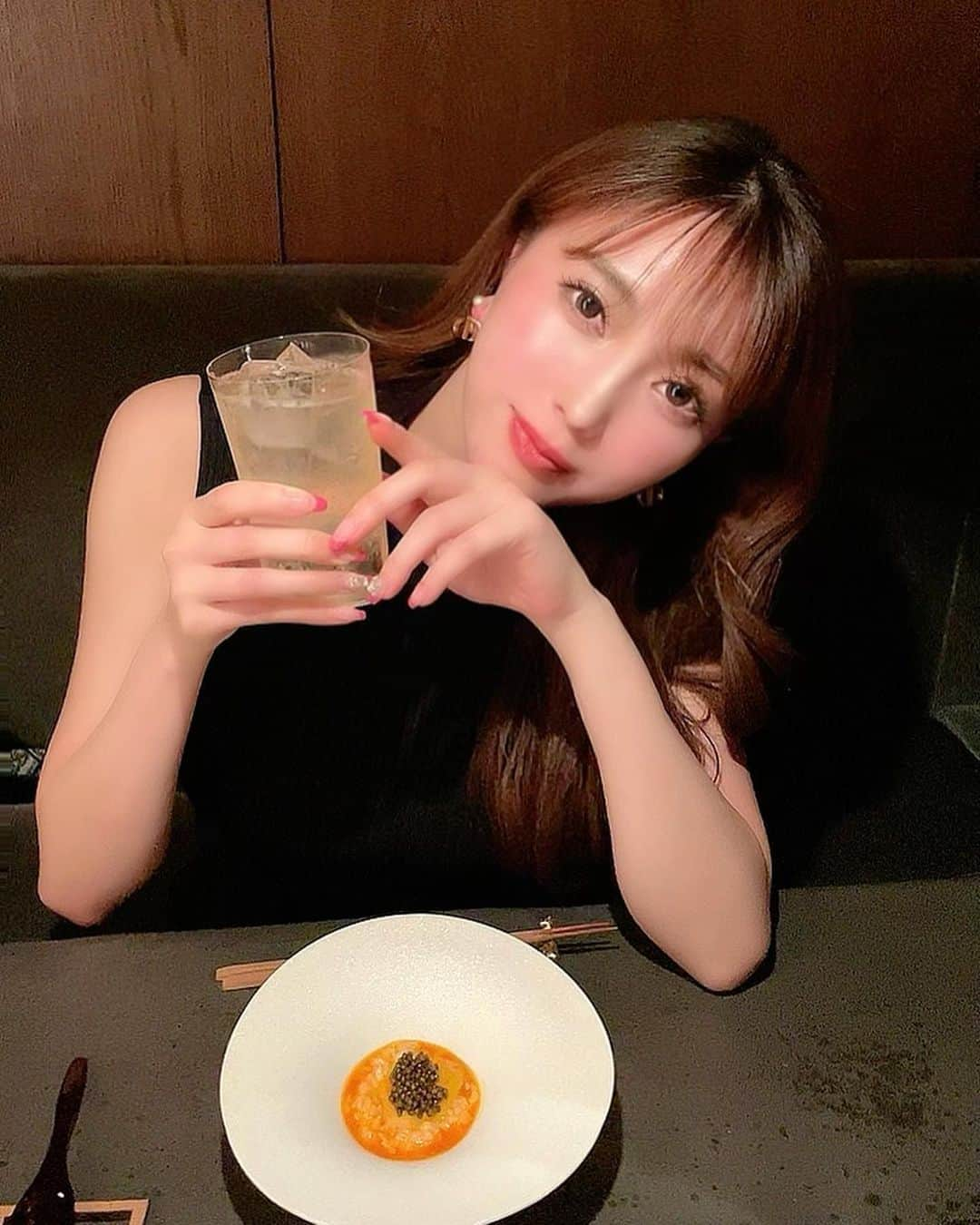 森咲智美のインスタグラム：「北海道思い出♡ 本当にお仕事含め幸せ空間すぎました♡  明日からはお仕事で山口県下関へ✈️ 何かオススメグルメありますか？？  #北海道 #札幌 #サツコレ #札幌コレクション　 #グルメ #酒飲み女子  #札幌グルメ  #下関 #下関グルメ  教えて」