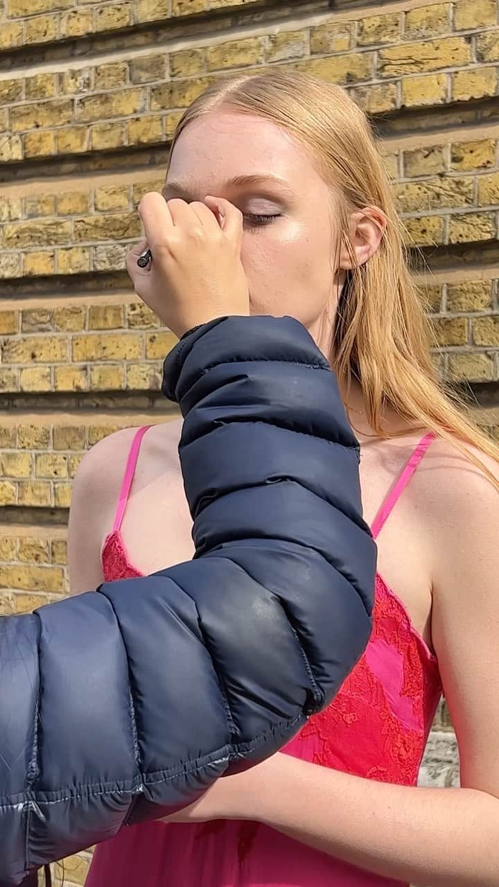 トップショップのインスタグラム：「We could be more mysterious, but we’re over-sharers. BTS on the set of our SS23 shoot.  The satin and lace cami dress [125013447]」