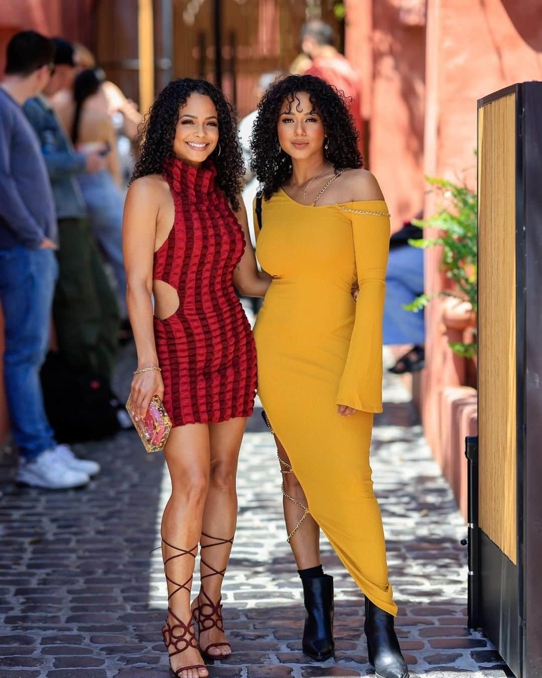 クリスティーナ・ミリアンのインスタグラム：「The Milian Mama’s got away for a cute brunch. We needed a reason to get dressed up again, step away from the kids and have some sister time! Thanks @shein_us Loved vibing with other Mom’s that relate to the mad life of being a working Mom! #sheinnightout photo: @bobby_pap_la」