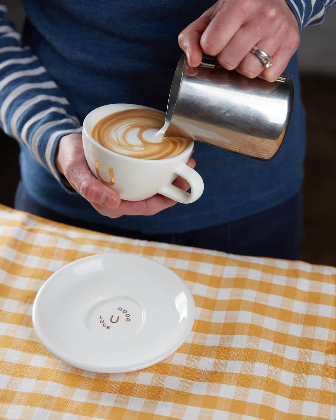 Stumptown Coffee Roastersのインスタグラム：「It’s Teacher Appreciation Week, and we’re celebrating all the amazing educators—past and present—who have had a positive impact on us.  If you’re one of our amazing educators, stop by a Stumptown cafe this week, May 8-12, for 25% off a drink of your choice. (Excludes PDX airport)  ⬇️⬇️⬇️ Tag your favorite educator below ⬇️⬇️⬇️ And thank you, we sure do appreciate you. 📚❤️」
