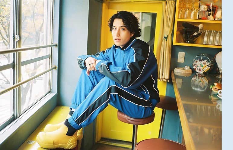 西村哲也のインスタグラム：「@mmkemio @voguegirljapan  📸 @ggsanoo  📝 @genarai  Styled by me」