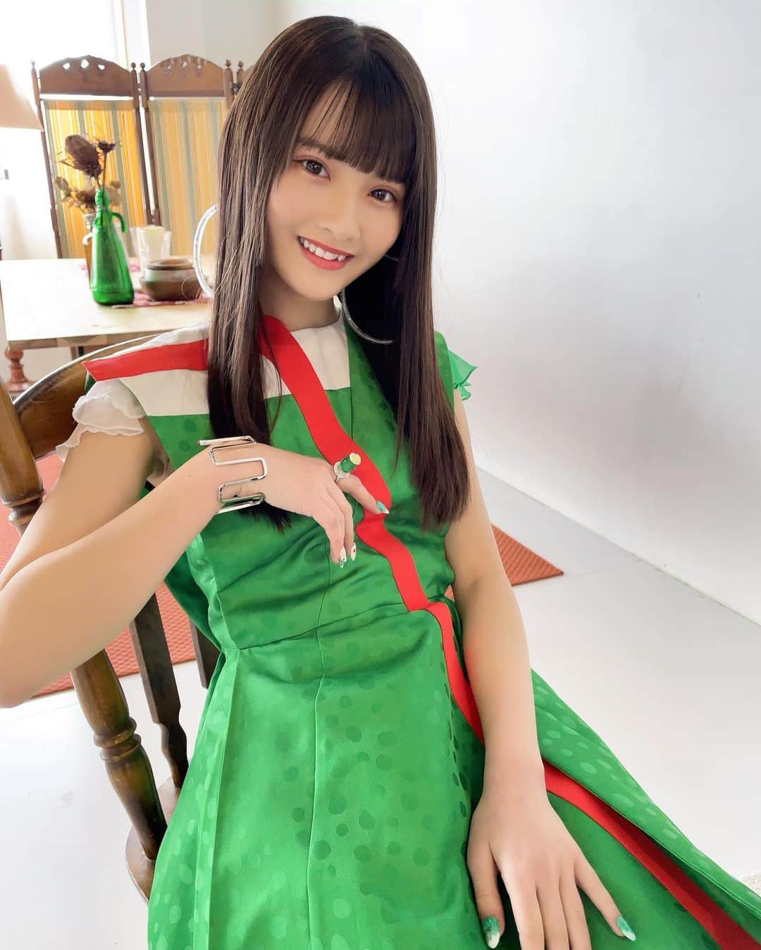 工藤咲姫のインスタグラム：「こんばんは🌙(⁎ᴗ͈ˬᴗ͈⁎)..*🐈⸒⸒⸒⸒  柏餅の季節??🙄 学校帰りに寄り道〜美味しかった🤤   #柏餅  #美味しかった  #jk  #fjk  #工藤咲姫」