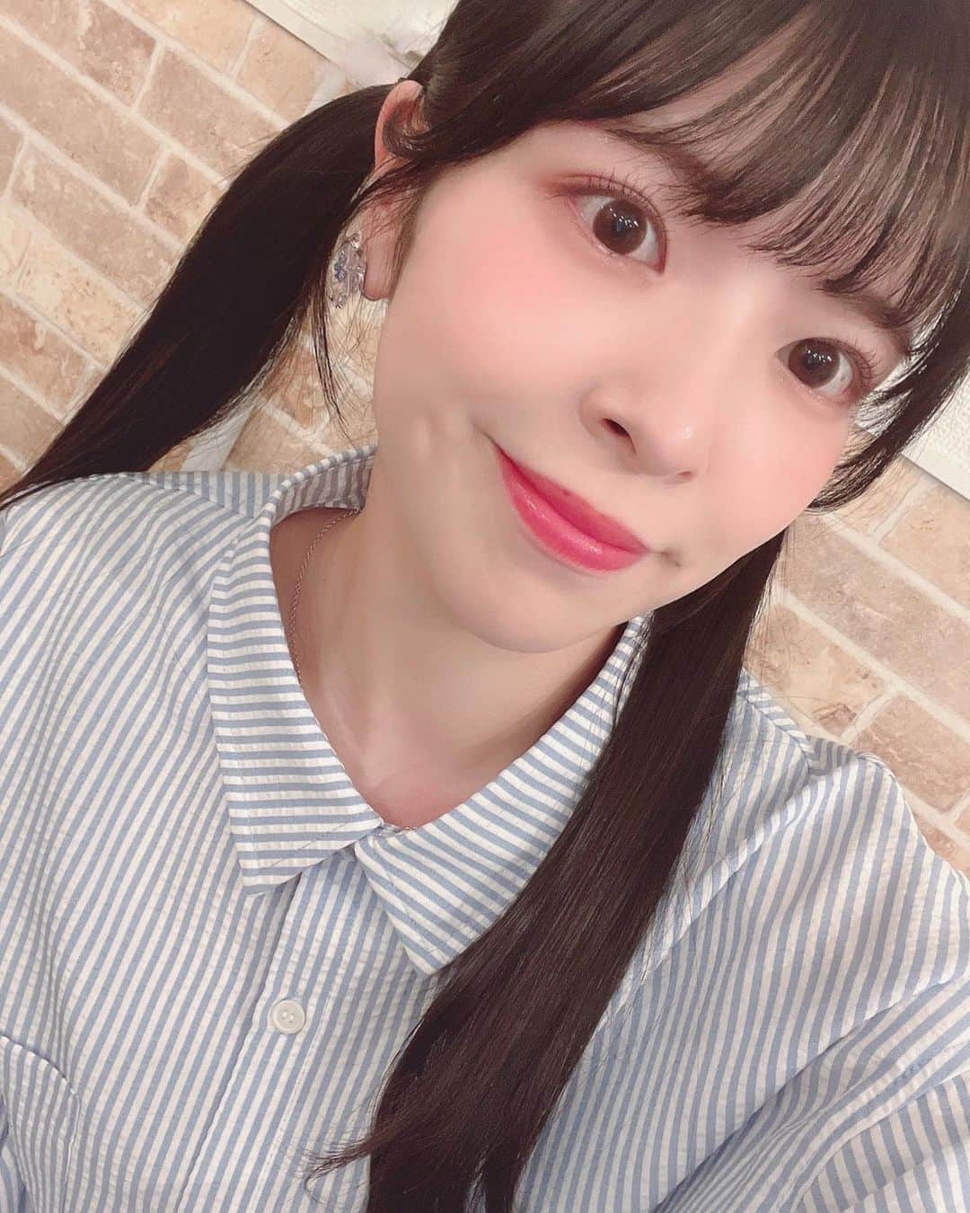松崎博香のインスタグラム：「ツインテールすき？☺︎ ロングヘアがすきなのー？☺︎ 　 #STARMARIE #スタマリ #selfie #selca #me #love #lll #맞팔 #맞팔해요 #좋아요 #좋아요반사 #맞좋 #instagram #instagood #instalike #셀카 #셀피」