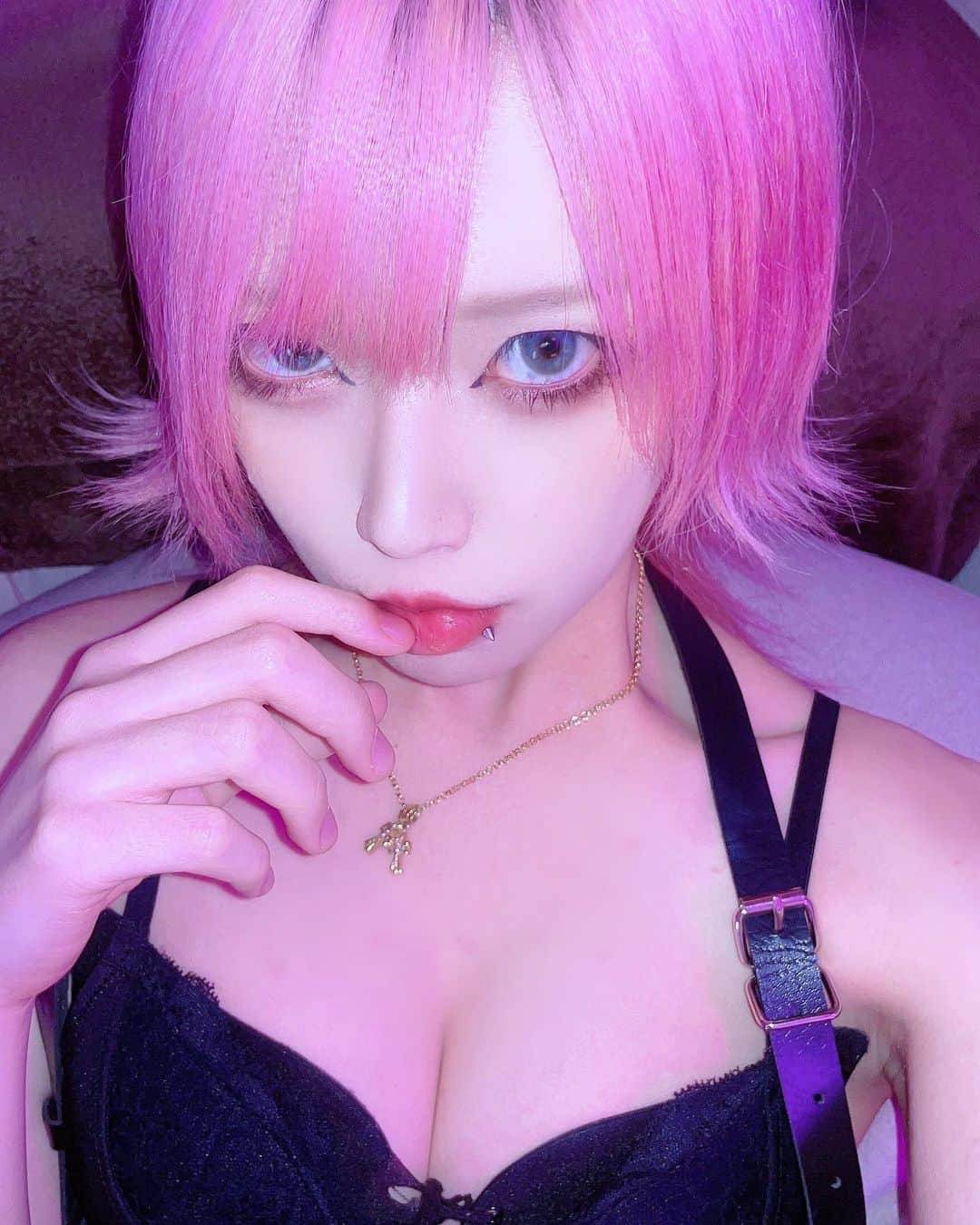 ぽにょ皇子のインスタグラム：「U&I♡  #cosplay #cosplayer #cosplaygirl #コスプレ #コスプレイヤー #グラビア #dj #ポートレート #portraitphotography #portrait」