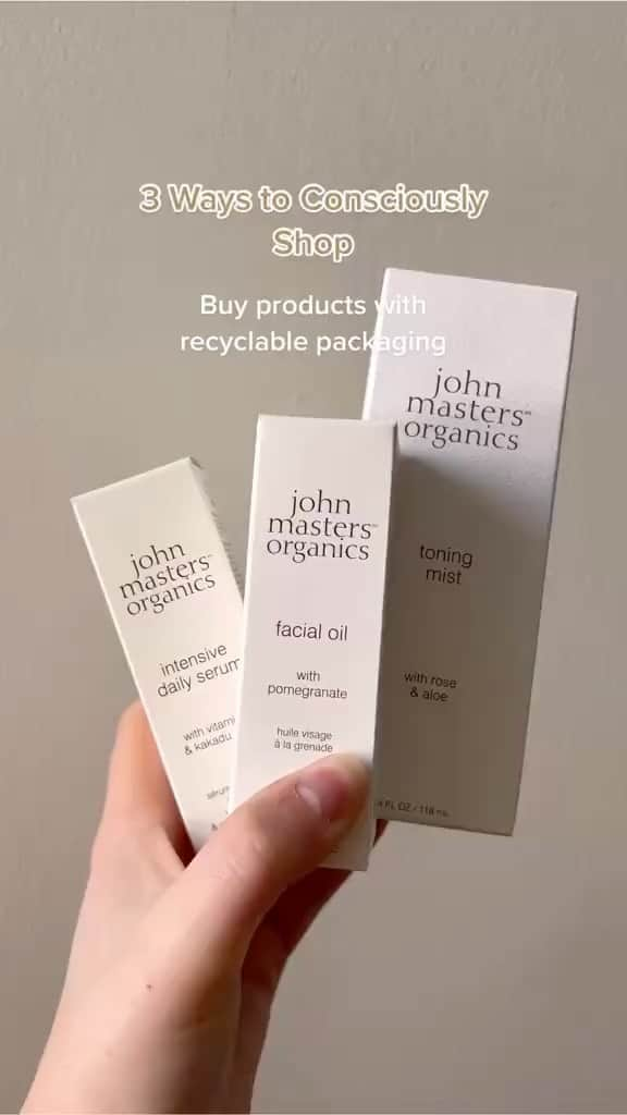 John Masters Organicsのインスタグラム：「Here are 3 ways you can Shop Consciously this Earth month, and every month to follow: - Buy products with recyclable or reusable packaging - Look for sustainable labels on products you purchase, like COSMOS-Certified or USDA-Certified Organic Labels - Shop for non-toxic, non-aerosol hair treatments and sprays  Plus, take 25% off until the end of the month on our website so you can get what you need, when you need it. Use code EARTH25 at checkout. 🌎  Shop now using the link in our bio. Promotion ends April 30, 2023. 🤎」