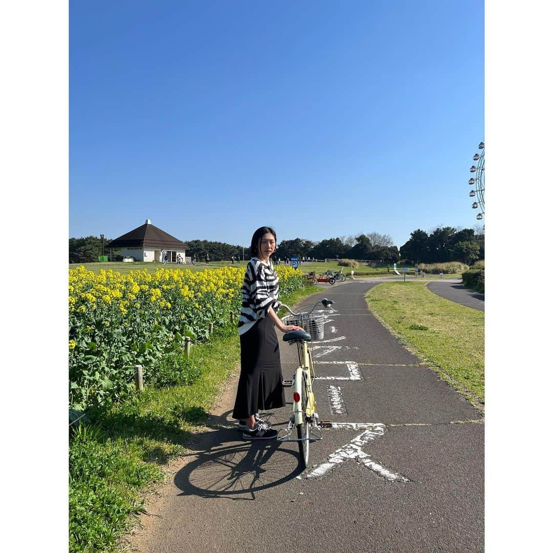 小池杏菜さんのインスタグラム写真 - (小池杏菜Instagram)「国営ひたち海浜公園☀︎  どこのマダム🐼 花よりアスレチック🐵  #ピクニック日和 #ネモフィラ #チューリップ #茨城県 #ひたちなか市」4月24日 15時35分 - ancoromochi1216